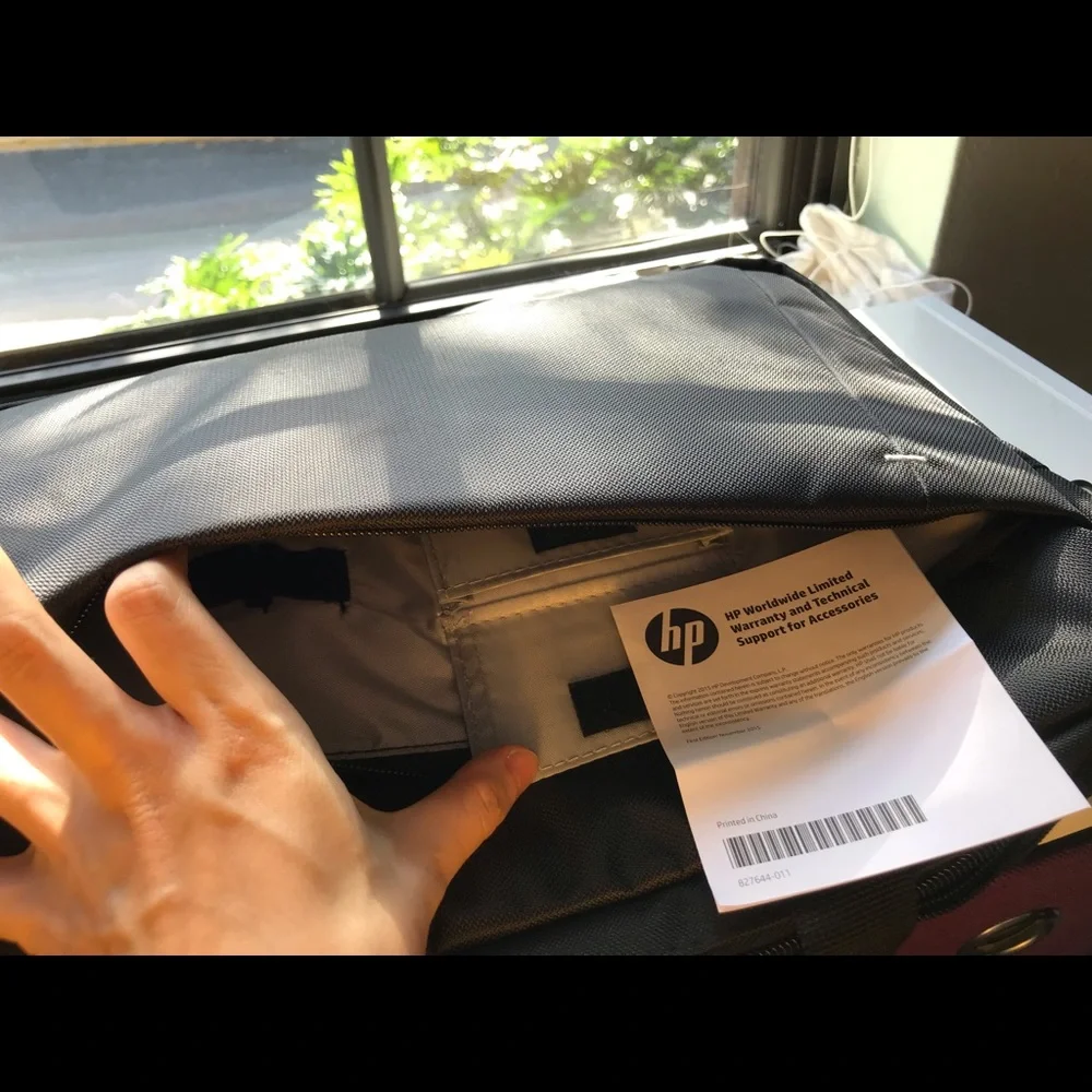 New! HP 14.1 Business Slim Top Load laptop bag